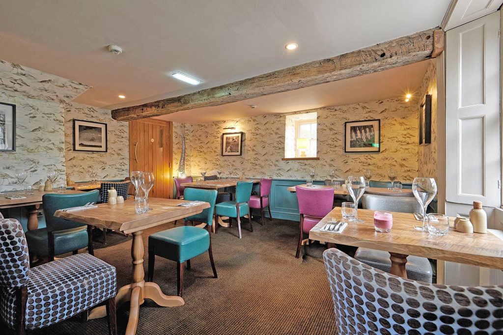 Devonshire-Pilsley-Bar-4-Lower-dining